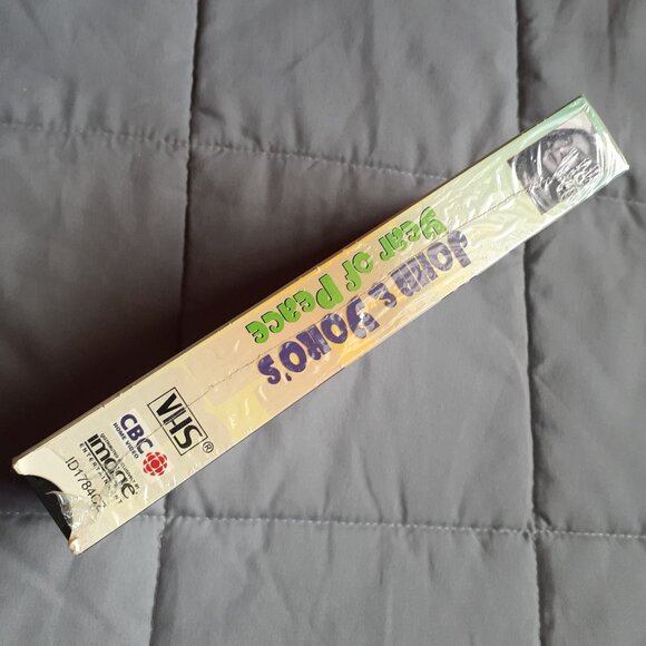 John and Yoko's Year of Peace VHS 2000 John Lennon and Yoko Ono The Beatles - Picture 4 of 8